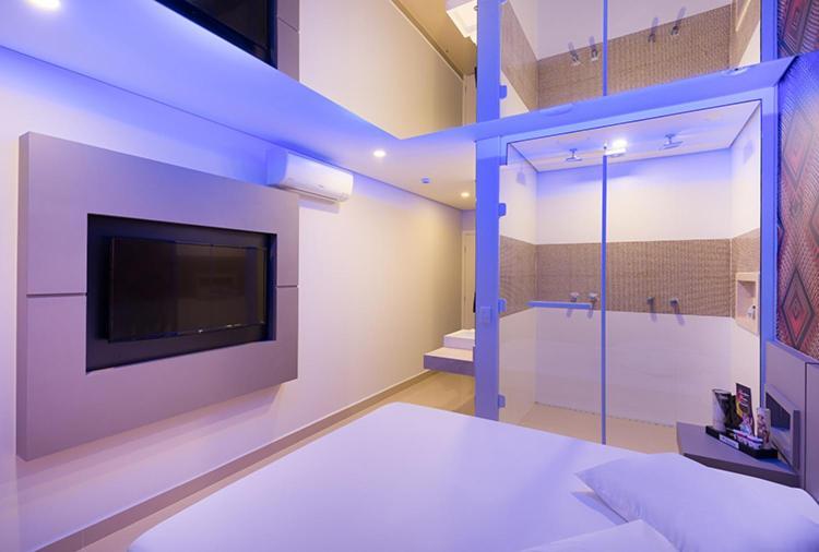 רג'יסטרו Azure Motel (Adults Only) מראה חיצוני תמונה