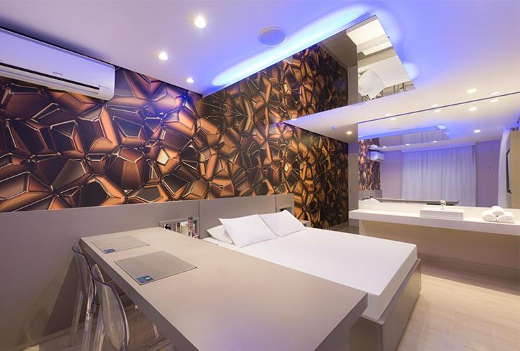 רג'יסטרו Azure Motel (Adults Only) מראה חיצוני תמונה
